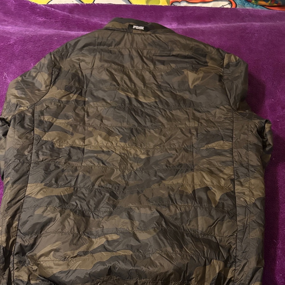 Victoria's Secret PINK Camouflage Puffer Jacket - Picture 3 of 4